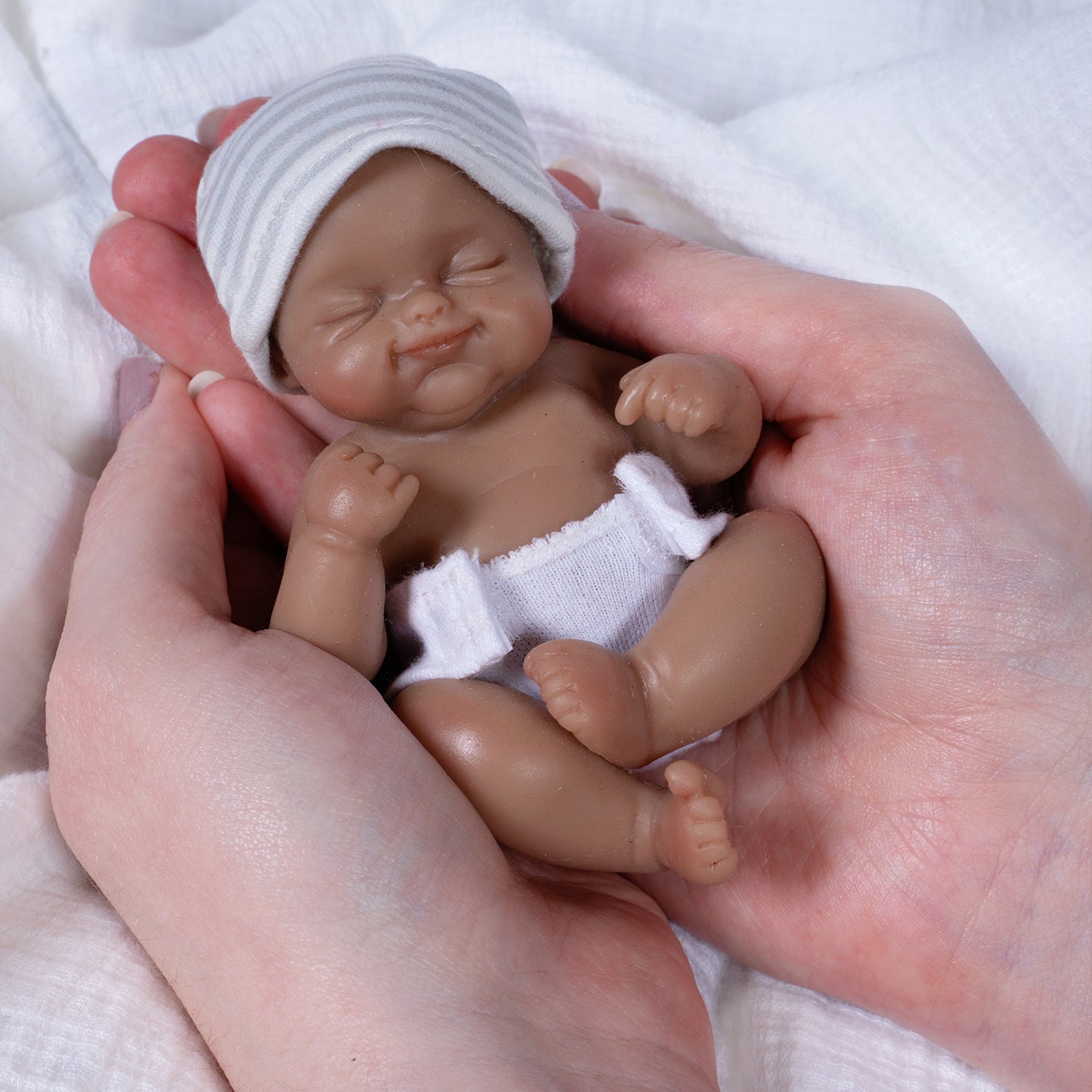 Itty Bitty Silicone Babies Little Darling 5 mini doll Paradise Galleries